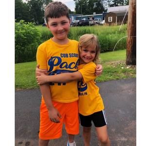 Meet your Posher, April